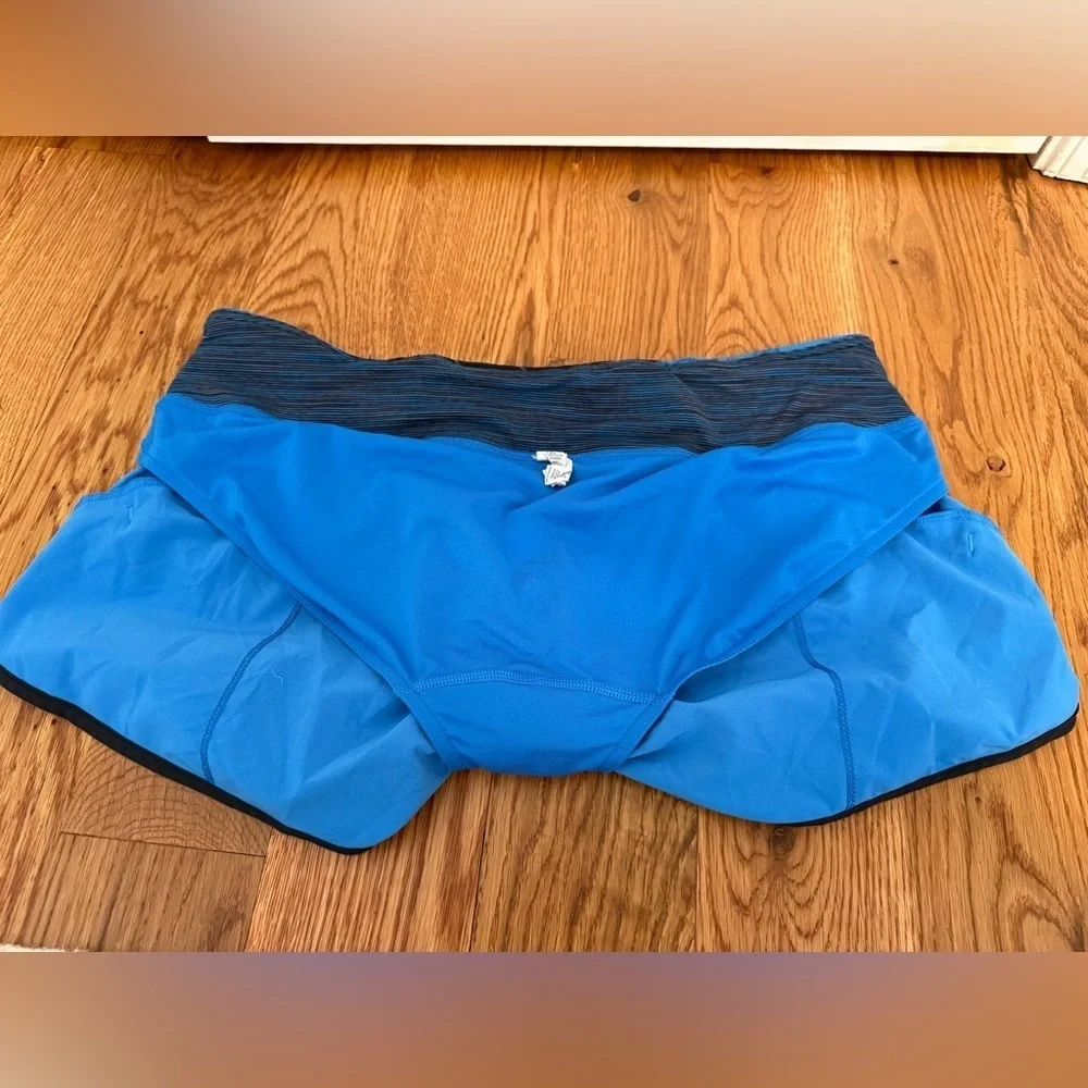 Lululemon Run Speed Short Cornflower Blue Black Quilt Lined Size 10
